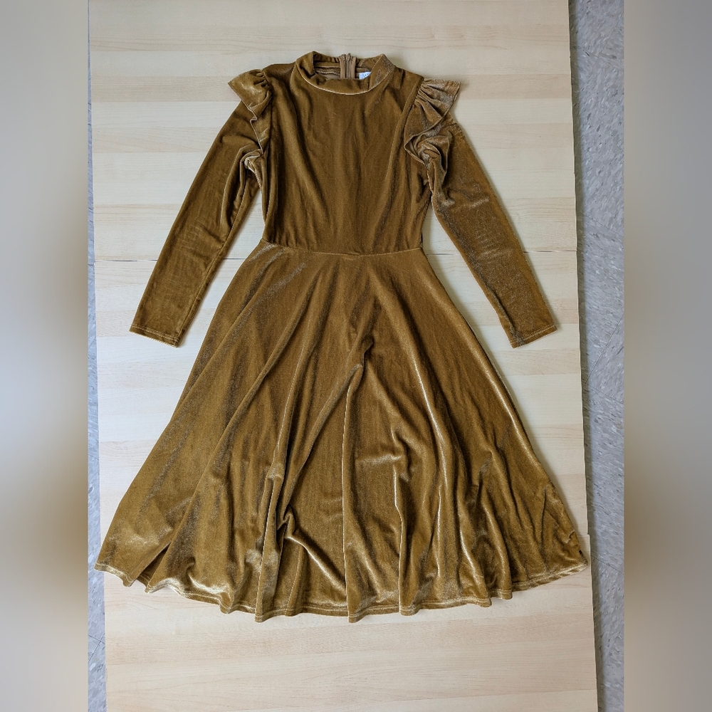 Ivy City‎ Co La La Lady Midi Gold Velvet Long sleeve Modest Mom Dress S